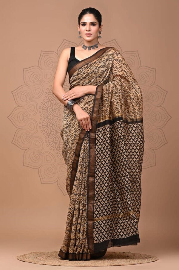 Beige and Black Floral Maheshwari Silk Hand Block Print Saree - Image 2