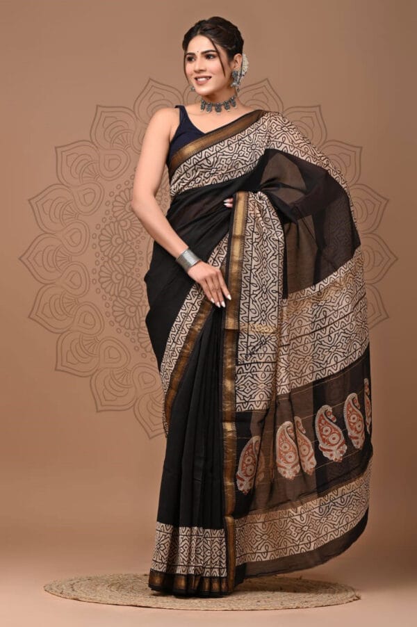 Black Paisley Maheshwari Silk Hand Block Print Saree - Image 2